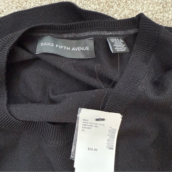 Saks Fifth Avenue Black Wool Sweater Men's XL - Picture 5 of 10